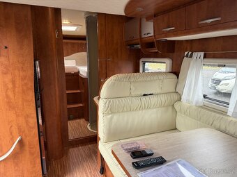 Obytné auto - P.L.A - 3.0l, automat, 2x klimatizace, solár - 12