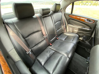 Jaguar XJR 4.2 V8 291kw Automat+Serviska - 12