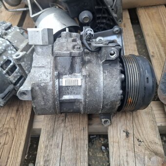 Mercedes díly 2015 - 12