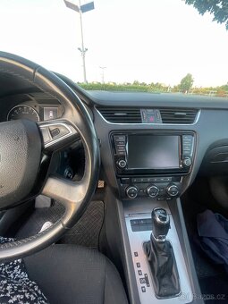 Škoda Octavia 3 1.6 tdi 77 kw DSG - 12