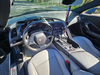 Chevrolet Corvette C7 Stingray Targa - 12