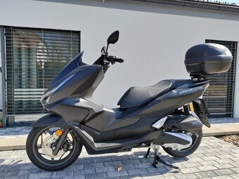 Honda Pcx 125 Dx -ČR 6let záruka BLACK - 12