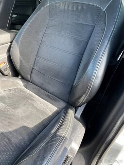Ford S-MAX 2,0TDCi 120KW TOP STAV - 12