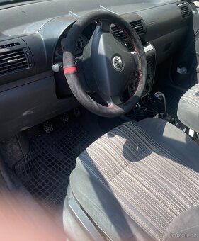VW Fox 1.2i, 40KW. Rok 2008. el.okna, centrál, ABS… - 12