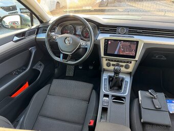 Volkswagen Passat Variant 2.0 TDi Comf. NAVI ALU-18 LED ACC - 12