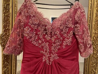 PLESOVÉ SPOLEČENSKÉ ŠATY ZN. KADARO - NOVÉ-VÝPRODEJ - 12