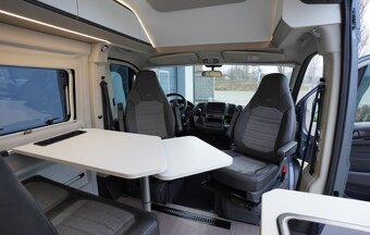 Adria Twin Plus 640 SGX - 12