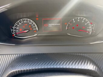 PEUGEOT 2008 II 1.2 PURE TECH 10/2023 ČR - 12