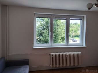 Pronájem bytu 2+kk s balkónem - 12