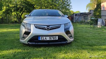 Opel Ampera 2014 – plug-in hybrid s plnou výbavou - 12