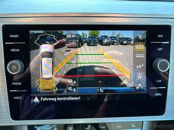 VW Passat 2021 TDI 90kw DSG/tažné/kamera/LED/2x PNEU - 12