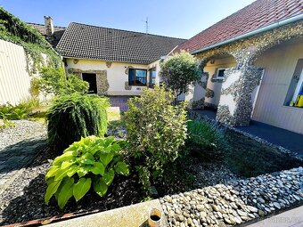 Prodej rodinného domu 234 m², pozemek 2009 m² Šanov - 12