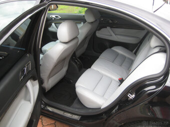 ŠKODA SUPERB 2.5 TDi 120 KW LAURIN/KLEMENT - 12