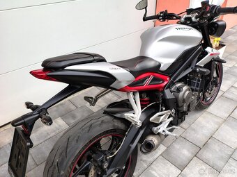 Triumph Street Tripla R 765 - 12