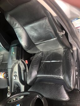 Bmw E60 V8 4.4i manuál - 12