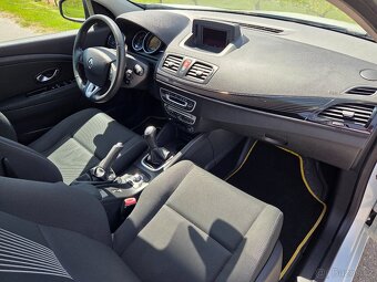 Renault Megane 1.6 16V 74KW/101PS R.V.11/2009 - 12