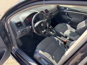 Volkswagen Golf 1.4TSi Automat DSG Velká Výbava - 12