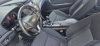 HYUNDAI I40 1,7CRDI Nový v ČR 2016 143TKM Servisní kniha - 12