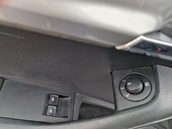 Škoda Octavia, 1,6TDi KOMBI 1.MAJITEL rok 2017 - 12