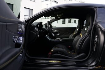 Mercedes-Benz C trieda AMG 63 - 12
