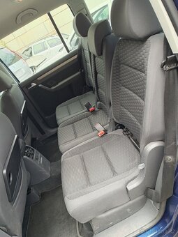 Volkswagen Touran kombi r.07 1.9 Díly - 12