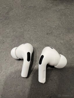 Apple AirPods pro 2 - 12