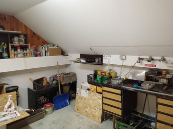 Prodám rodinný dům - 12