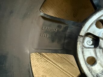 Alu kola + pneumatiky Skoda Fabia 4 Kamiq Scala R16 - 12