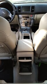 Subaru Legacy IV 3.0 H6 - 12