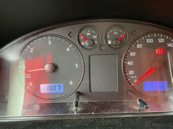 VW caravelle 2.5 TDI - 12