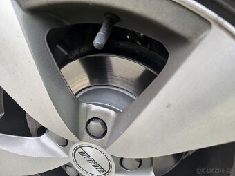 VW CADDY 2,0TDi - 55kw - (2017) ...na splátky VŠEM - 12