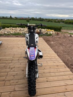 Motokros Kawasaki KX 450 - 12