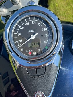 Suzuki Intruder C800VL - 12