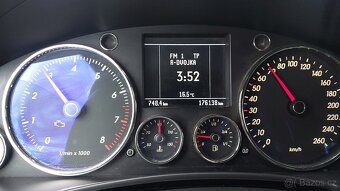 Vw touareg  3.2 benzin. 4x4 - 12
