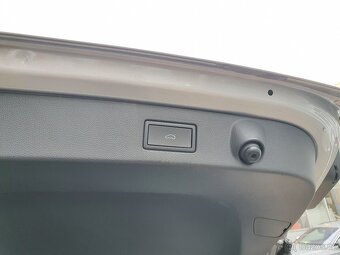 VW Arteon SB 2.0 TDI 110kW DSG FULL LED - záruka Autodraft - 12