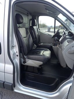 OPEL VIVARO LONG 2,5 CDTI 107kW RV2011 VELKÁ VÝBAVA 1MAJITEL - 12