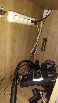 Akvárium se skříňkou a horním deklem. Sklorex. - 12