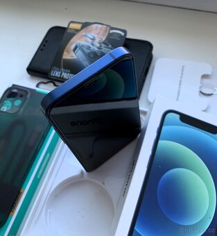 JAK NOVÝ - Apple Iphone 12 MINI 64GB BLUE -- KRÁSNÝ STAV -- - 12