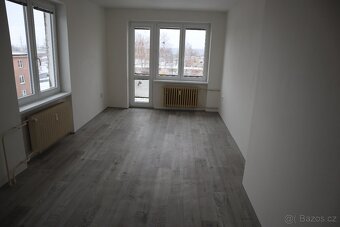 Pronájem bytu 2+1, s balkonem, ul. Osvobození, Jirkov - 12