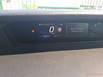 Toyota Mirai e-drive 113 kW, 2020  vodík  - 12