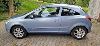 Opel Corsa D 1,2 16V 3dv, manuál, rok 2007 - 12
