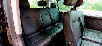 VW Caravelle - 12