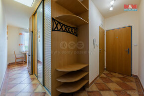 Prodej bytu 2+1, 56 m², Karlovy Vary, ul. Maďarská - 12