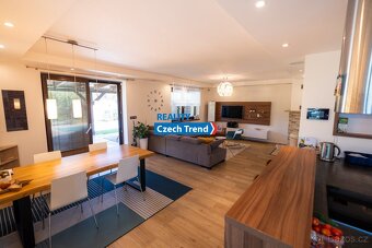 Pronájem novostavby rodinného domu, 5+kk, 180 m2 s garáží a  - 12