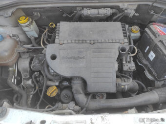 FIAT DOBLO 1,3 66kw r.v.2010 - 12