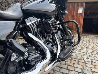 HARLEY DAVIDSON Street Glide Special, FL3 - 12
