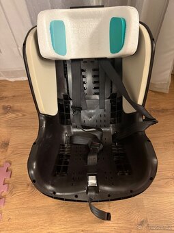 Otocna autosedacka Nuna told Next + baze - 12