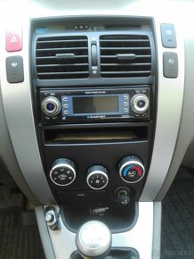 Hyundai Tucson 2.0 CRDi 4WD - 12