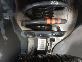 Škoda Yeti 2.0 TDI 1 majitel rok 2016 najeto 189 tis km - 12