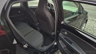 Volkswagen Up 2021 1.0 48kW 1.Maj. zadní Kamera DAB Radio - 12